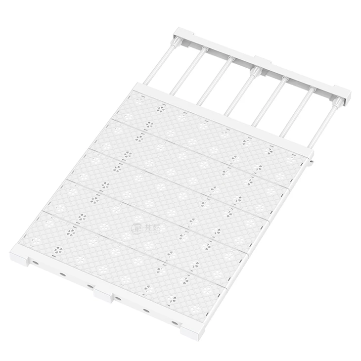 42 cm széles polcok csattal